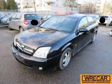 Купить Opel Vectra, 1.8, 2002 года с пробегом, цена 3253 руб., id 14894