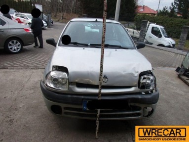 Купить Renault Clio, 1.4, 1999 года с пробегом, цена 1592 руб., id 14896