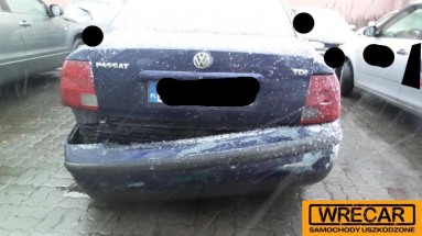 Купить Volkswagen Passat, 1.9, 2000 года с пробегом, цена 1592 руб., id 14911