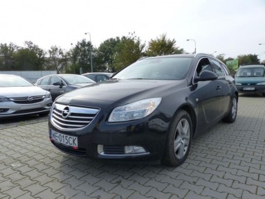Купить Opel Insignia, 2.0, 2011 года с пробегом, цена 397023 руб., id 14964