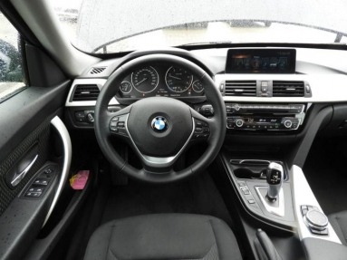 Купить BMW 3er 318d aut, 2.0, 2016 года с пробегом, цена 1863871 руб., id 14978