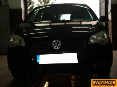Купить Volkswagen Polo, 1.4, 2008 года с пробегом, цена 1592 руб., id 15036