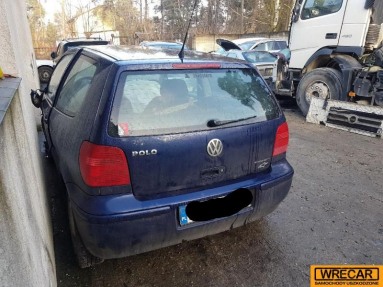 Купить Volkswagen Polo, 1.0, 2000 года с пробегом, цена 0 руб., id 15044