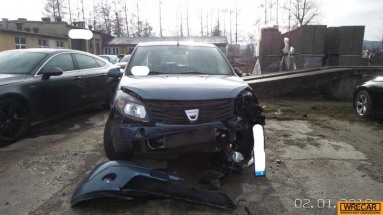 Купить Dacia Sandero, 1.1, 2010 года с пробегом, цена 3183 руб., id 15104