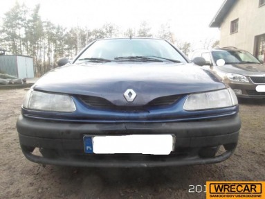 Купить Renault Laguna, 1.8, 1996 года с пробегом, цена 1592 руб., id 15115