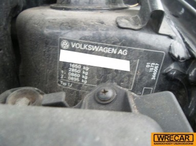 Купить Volkswagen Golf, 1.6, 1998 года с пробегом, цена 1592 руб., id 15137