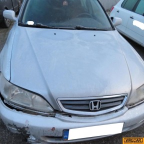 Купить Honda Accord, 1.9, 2001 года с пробегом, цена 1592 руб., id 15223