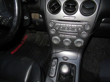 Купить Mazda 6, 2.0, 2003 года с пробегом, цена 3253 руб., id 15314