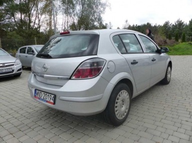 Купить Opel Astra, 1.7, 2011 года с пробегом, цена 272249 руб., id 15494