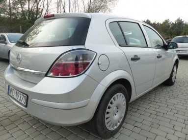 Купить Opel Astra, 1.7, 2011 года с пробегом, цена 215501 руб., id 15515