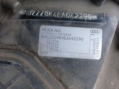 Купить Audi A4, 2.0, 2013 года с пробегом, цена 844358 руб., id 15525