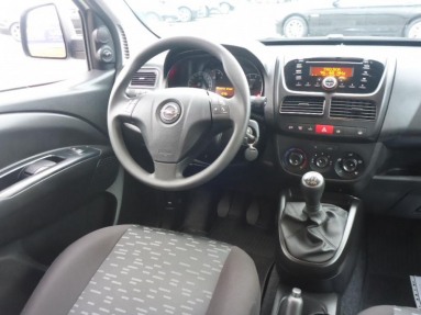 Купить Opel Combo, 1.2, 2015 года с пробегом, цена 628788 руб., id 15544