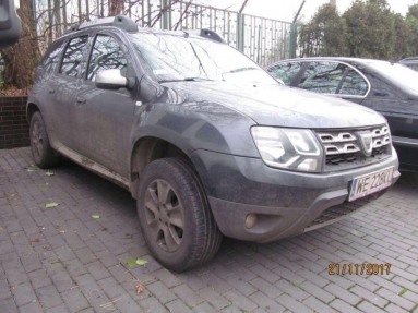 Купить Dacia Duster, 1.5, 2015 года с пробегом, цена 254394 руб., id 15586