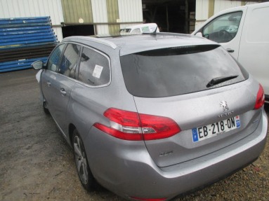 Купить Peugeot 308, 1.6, 2008 года с пробегом, цена 670587 руб., id 15591