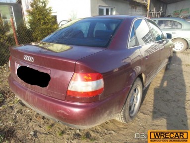 Купить Audi A4, 1.6, 1995 года с пробегом, цена 1592 руб., id 15603