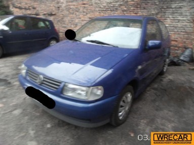 Купить Volkswagen Polo, 1.0, 1995 года с пробегом, цена 1592 руб., id 15625