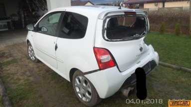 Купить Renault Twingo, 1.1, 2008 года с пробегом, цена 3183 руб., id 15635