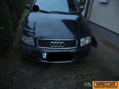 Купить Audi A4, 1.9, 2002 года с пробегом, цена 1592 руб., id 15639