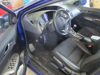 Купить Honda Civic, 1.3, 2010 года с пробегом, цена 21038 руб., id 15653