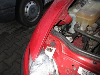 Купить Alfa Romeo 147, 1.9, 2004 года с пробегом, цена 1592 руб., id 15669