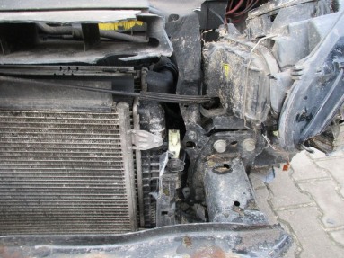 Купить Volkswagen Passat, 2.0, 2011 года с пробегом, цена 6436 руб., id 15712