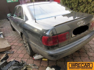 Купить Audi A8, 4.2, 1994 года с пробегом, цена 1592 руб., id 15714