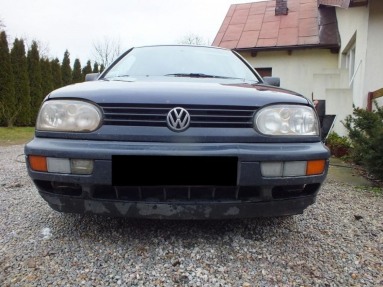 Купить Volkswagen Golf, 1.9, 1998 года с пробегом, цена 3183 руб., id 15717