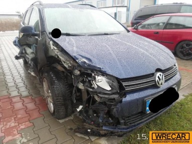 Купить Volkswagen Golf, 2.0, 2010 года с пробегом, цена 66436 руб., id 15727