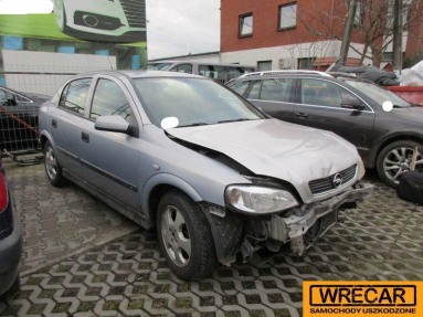 Купить Opel Astra, 1.6, 2000 года с пробегом, цена 1592 руб., id 15738