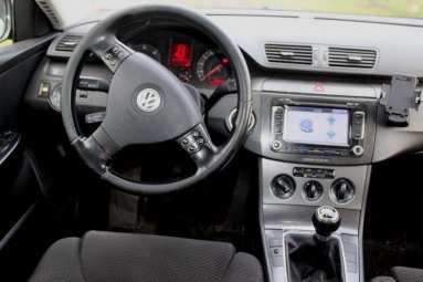 Купить Volkswagen Passat, 1.9, 2006 года с пробегом, цена 3183 руб., id 15747