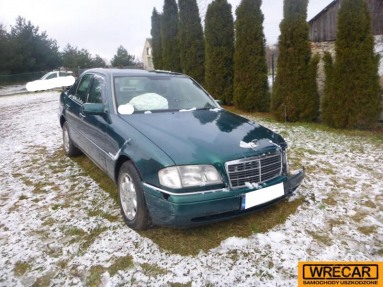 Купить Mercedes-Benz C-Klasse C 180 Elegance, 1.8, 1995 года с пробегом, цена 1592 руб., id 15784