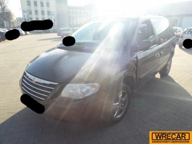 Купить Chrysler Voyager, 2.8, 2005 года с пробегом, цена 1592 руб., id 15878