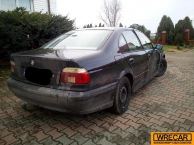 Купить BMW 520i 520i Kat. E39, 2.0, 1996 года с пробегом, цена 17785 руб., id 15897