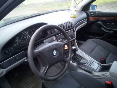 Купить BMW 520i 520i Kat. E39, 2.0, 1996 года с пробегом, цена 17785 руб., id 15897
