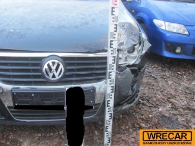 Купить Volkswagen Passat, 2.0, 2010 года с пробегом, цена 25882 руб., id 15924