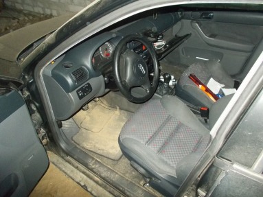 Купить Audi A3, 1.8, 1999 года с пробегом, цена 8097 руб., id 15971