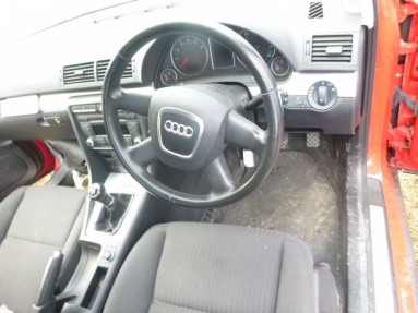 Купить Audi A4, 2.0, 2007 года с пробегом, цена 1592 руб., id 15986