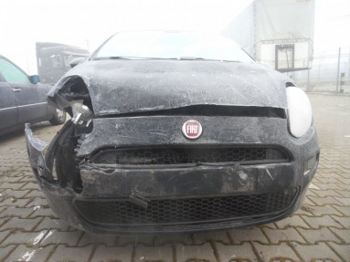 Купить Fiat Punto, 1.2, 2013 года с пробегом, цена 6436 руб., id 16030