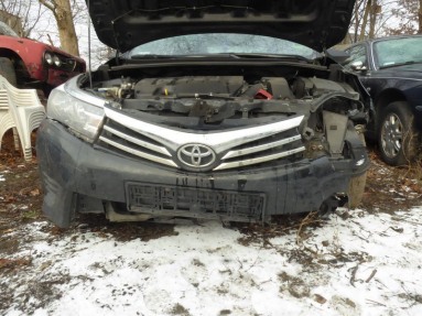 Купить Toyota Corolla, 1.6, 2015 года с пробегом, цена 21038 руб., id 16033