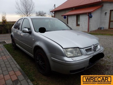Купить Volkswagen Bora, 2.0, 2001 года с пробегом, цена 0 руб., id 16036
