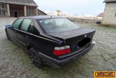 Купить BMW 1 318i Kat., 1.8, 1995 года с пробегом, цена 0 руб., id 16065
