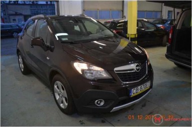 Купить Opel Mokka, 1.4, 2015 года с пробегом, цена 674185 руб., id 16120