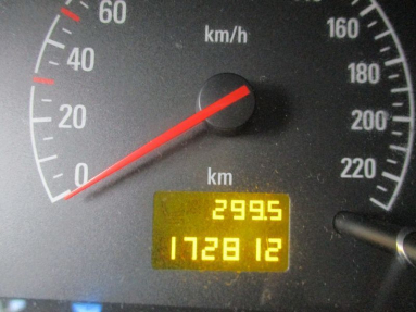 Купить Opel Vectra, 1.8, 2002 года с пробегом, цена 27543 руб., id 16137