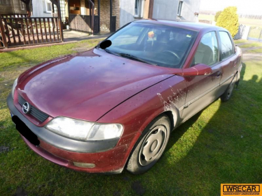 Купить Opel Vectra, 2.0, 1998 года с пробегом, цена 0 руб., id 16159