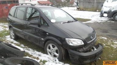 Купить Opel Zafira, 2.0, 2003 года с пробегом, цена 1592 руб., id 16184