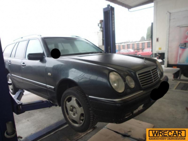 Купить Mercedes-Benz E 300 E 300 TD, 3.0, 1997 года с пробегом, цена 0 руб., id 16318