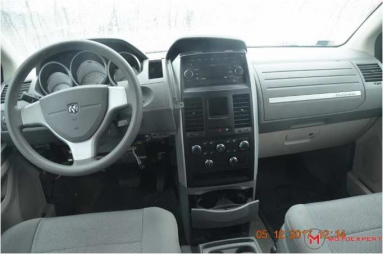 Купить Dodge Grand Caravan 3.3 SE, 3.3, 2009 года с пробегом, цена 333840 руб., id 16334
