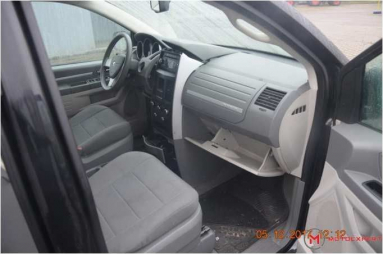 Купить Dodge Grand Caravan 3.3 SE, 3.3, 2009 года с пробегом, цена 333840 руб., id 16334