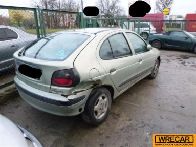 Купить Renault Megane, 1.6, 1999 года с пробегом, цена 1592 руб., id 16347