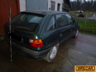 Купить Opel Astra, 1.6, 1994 года с пробегом, цена 1592 руб., id 16362